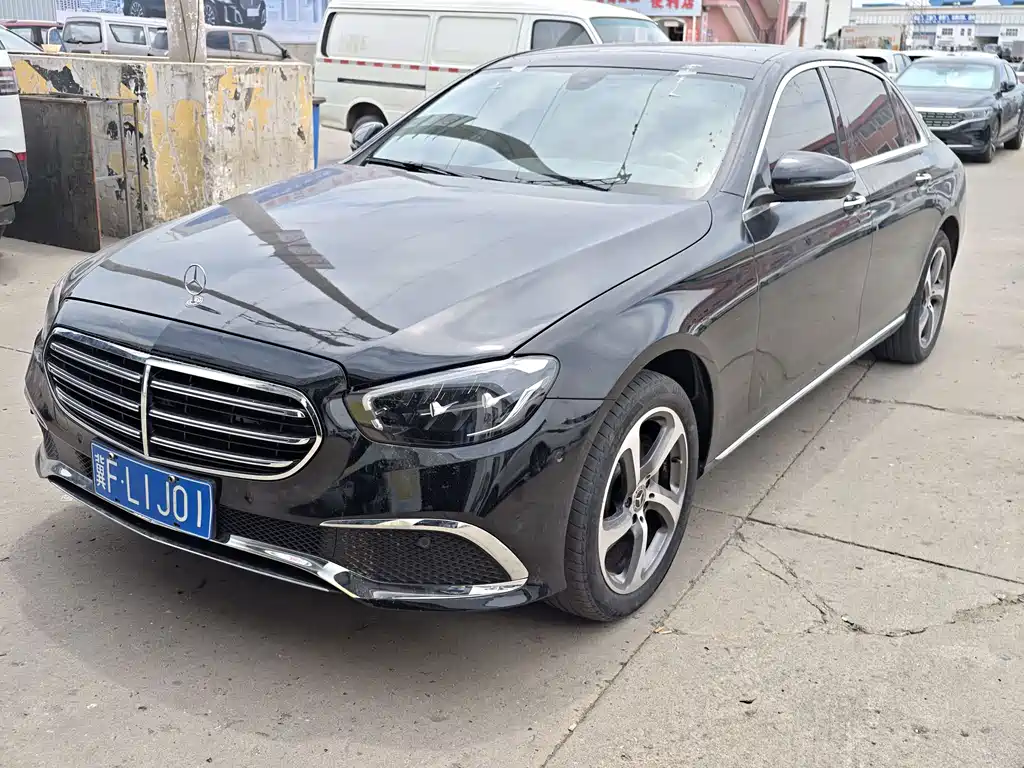 Mercedes-Benz E-Class E 2023 E 260 L Sport