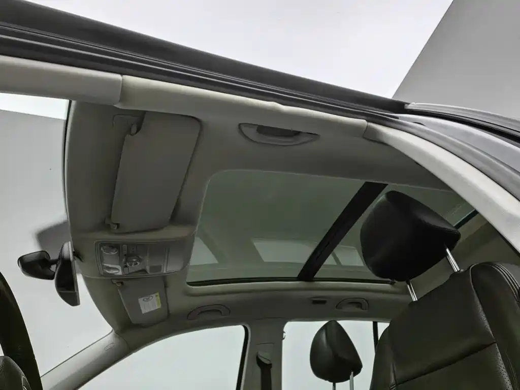 Volkswagen Tiguan — миниатюра 14