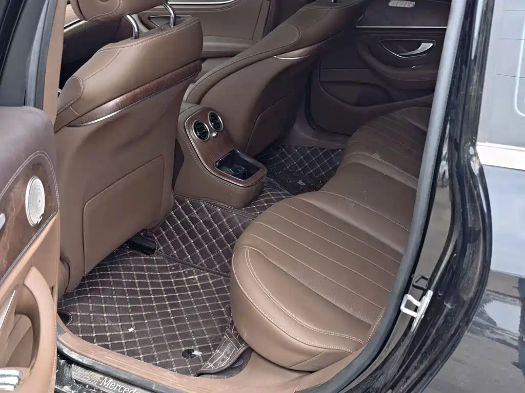 Mercedes-Benz E-Class E 2023 E 260 L Sport