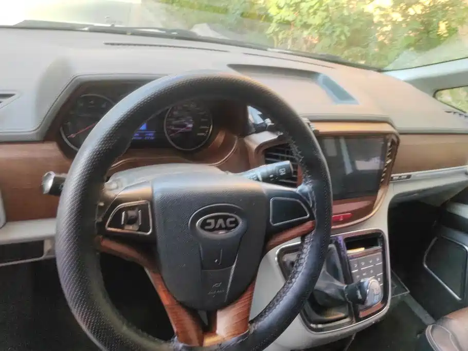 JAC Refine Refine M4 — миниатюра 12
