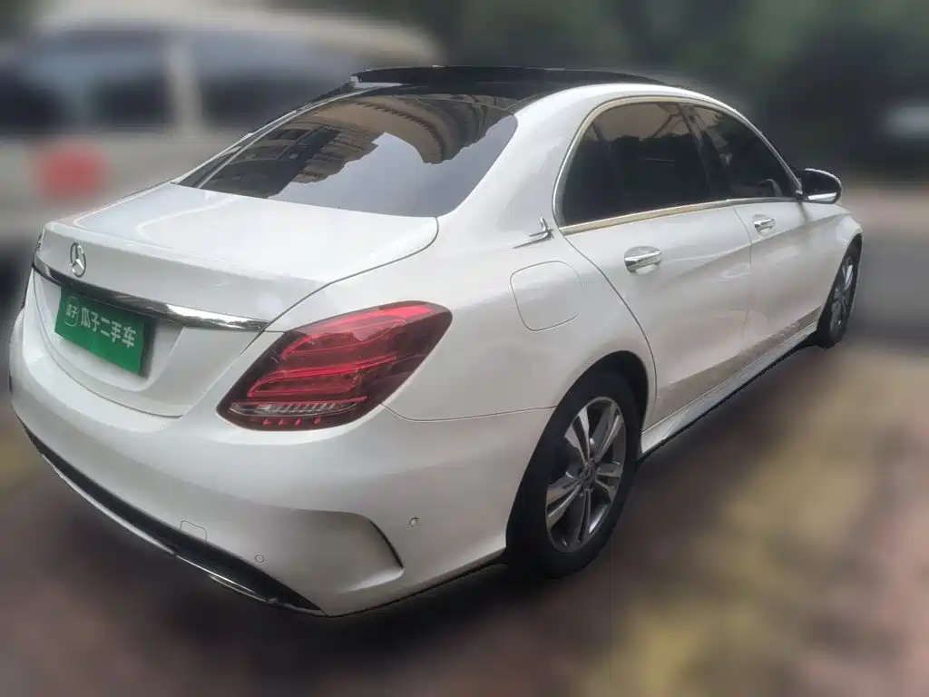 Mercedes-Benz C-Class — миниатюра 4