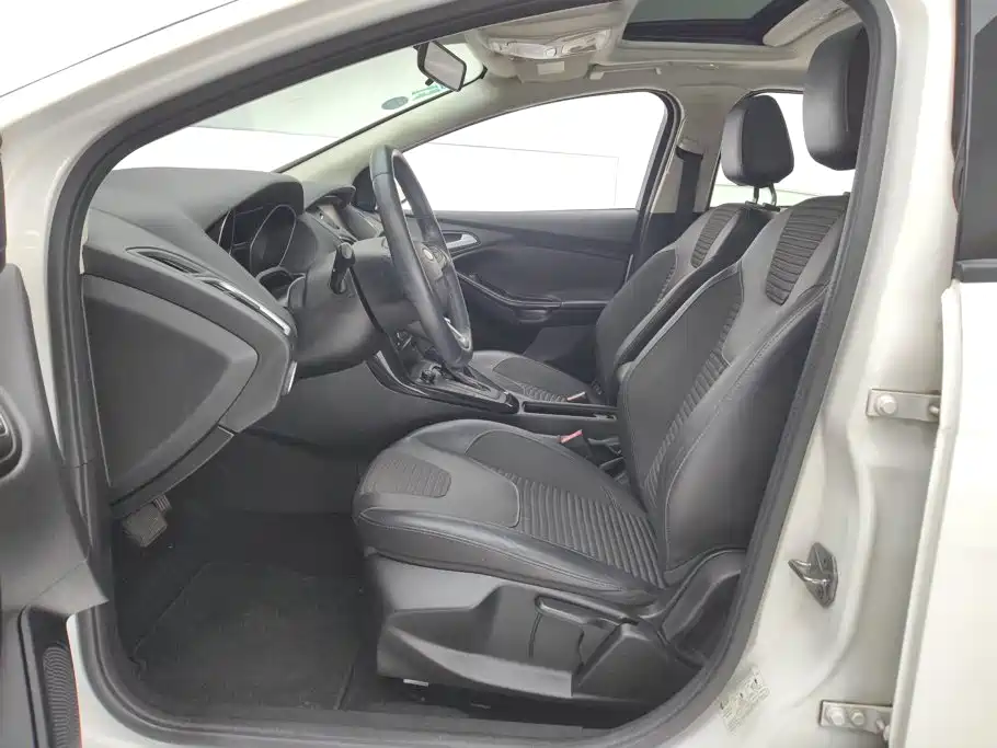 Ford Focus — миниатюра 9