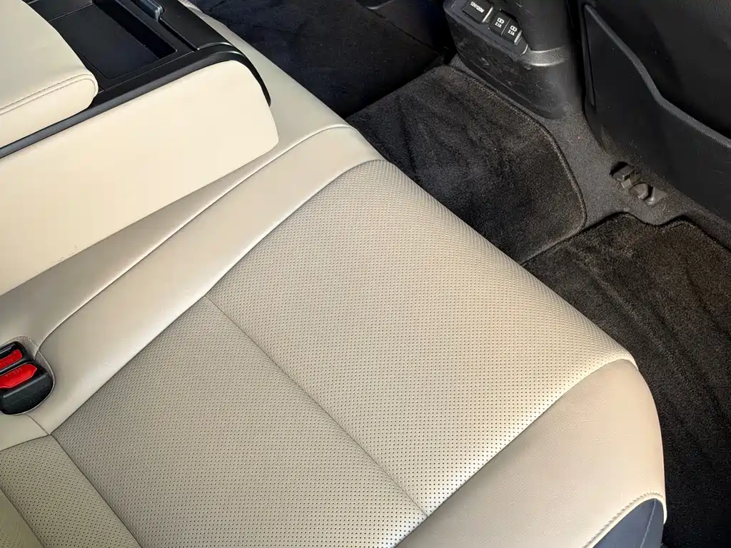 Lexus ES — миниатюра 14