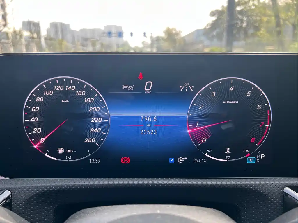 Mercedes-Benz A-Class — миниатюра 16