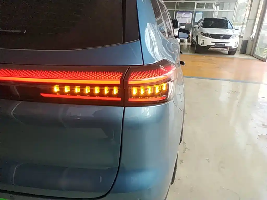 Chery 8 PLUS C-DM 2025 1.5T 116km Luxury 5 мест
