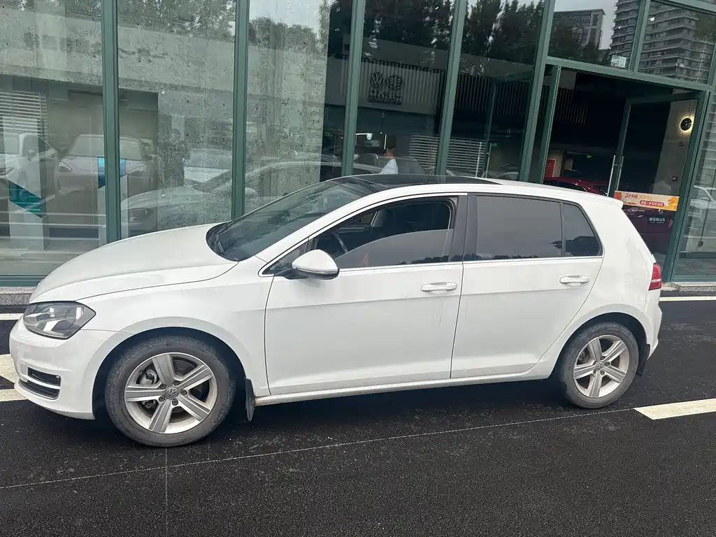 Volkswagen Golf — миниатюра 2