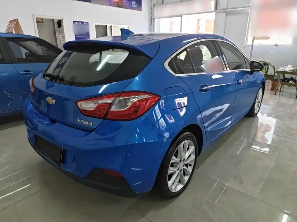 Chevrolet Cruze — миниатюра 7