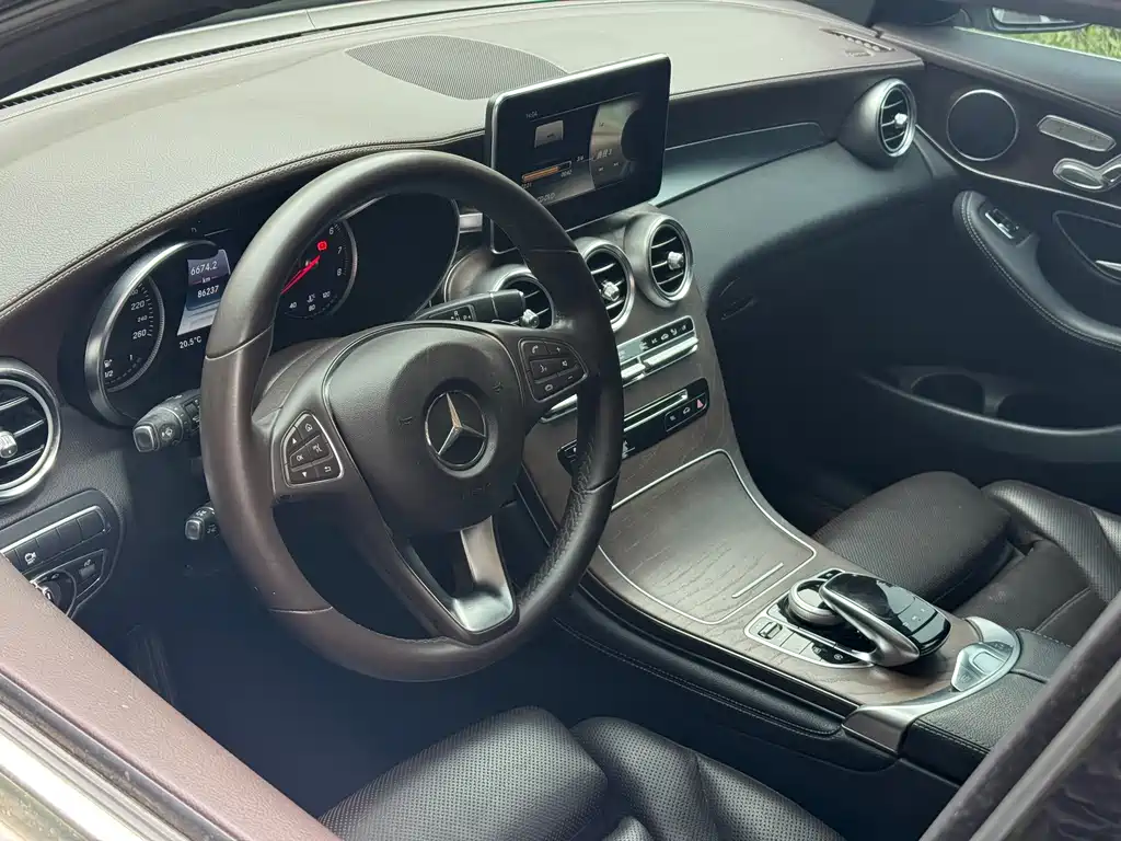 Mercedes-Benz GLC — миниатюра 13