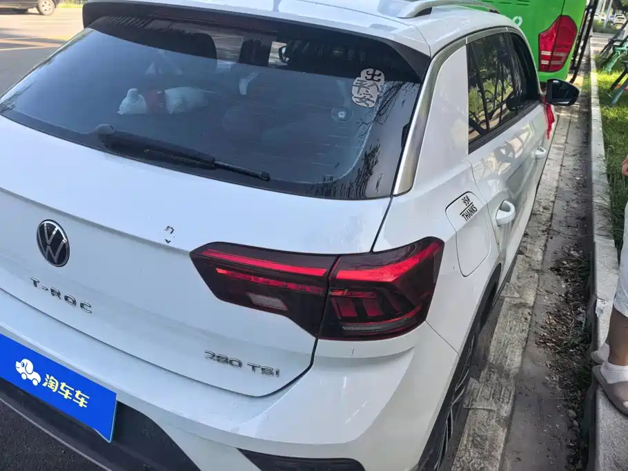 Volkswagen T-Roc — миниатюра 3
