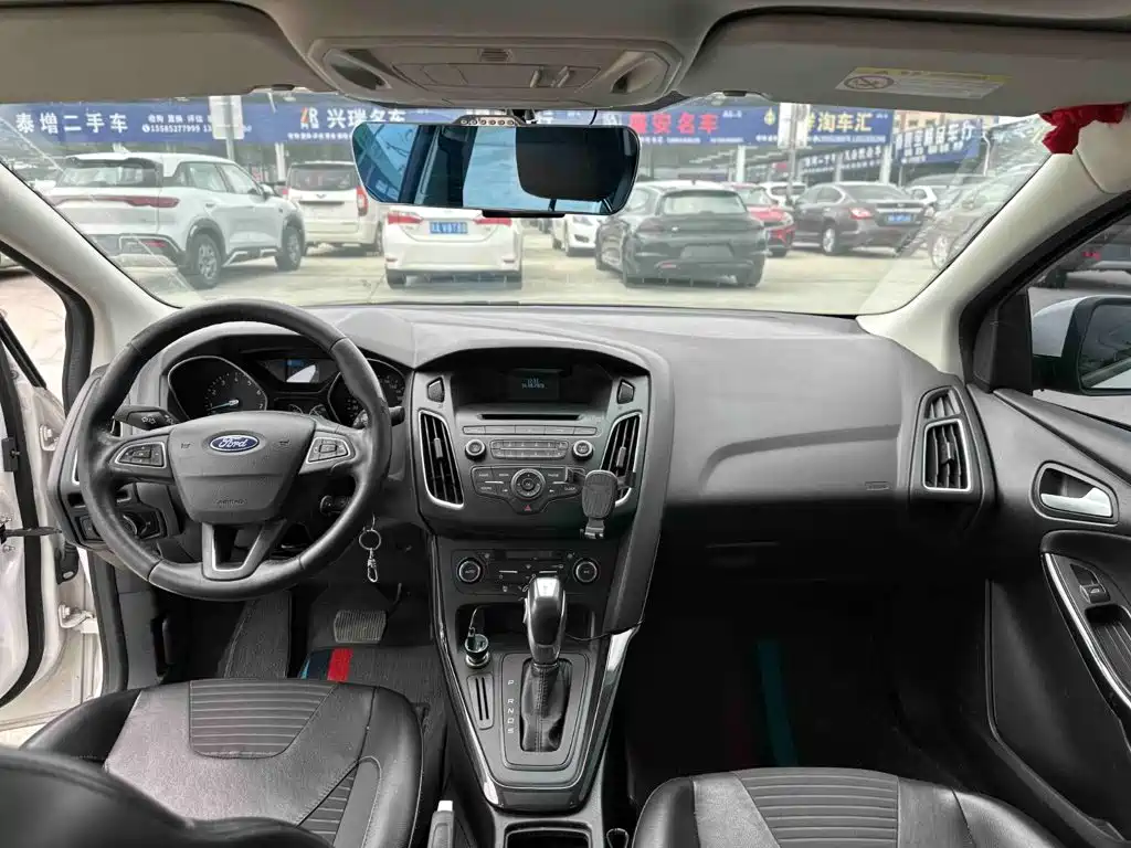 Ford Focus — миниатюра 8