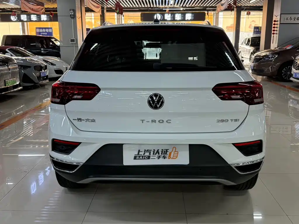 Volkswagen T-Roc 2022 280TSI DSG PLUS