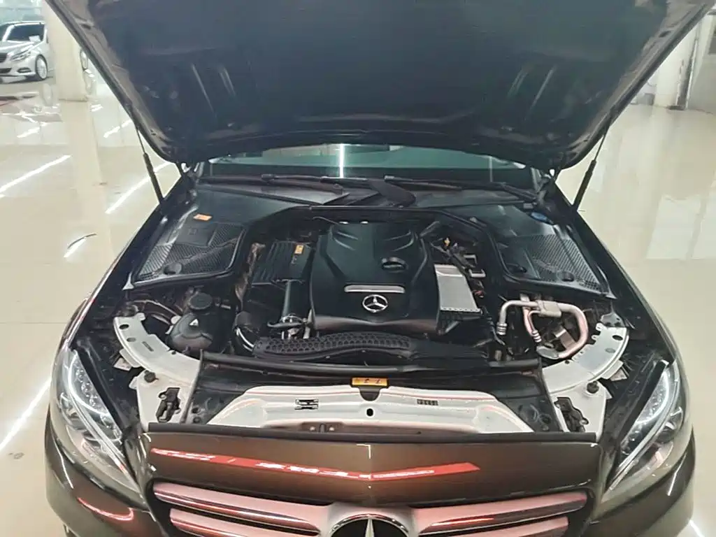 Mercedes-Benz C-Class — миниатюра 20