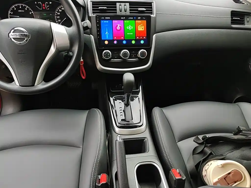 Nissan Tiida — миниатюра 14