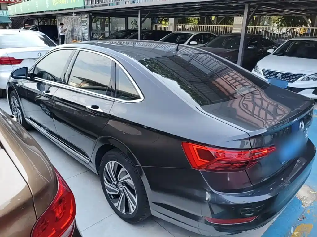 Volkswagen Sagitar — миниатюра 5