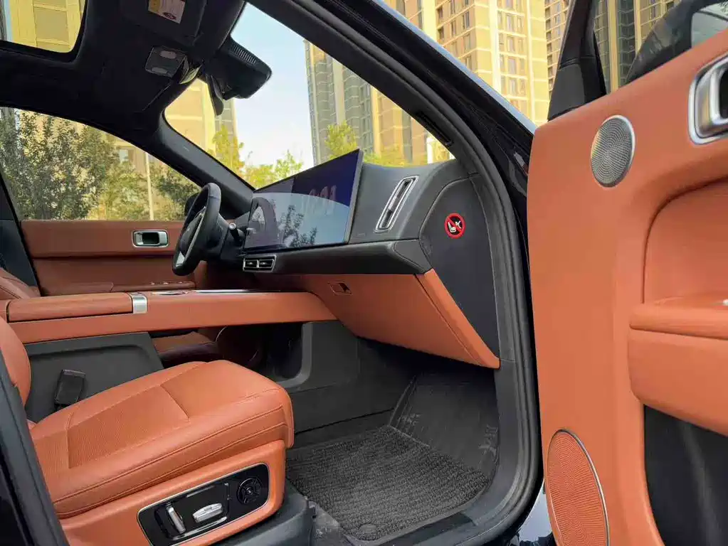 Li Auto L8 2024 Pro