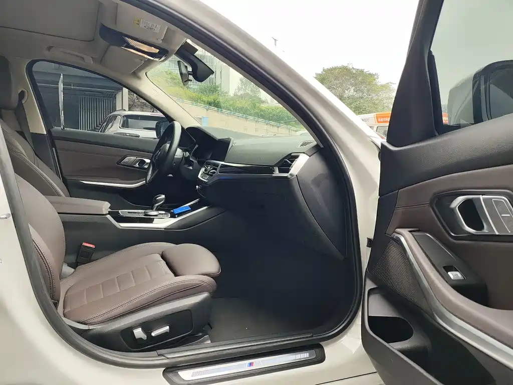 BMW 3 Series — миниатюра 6