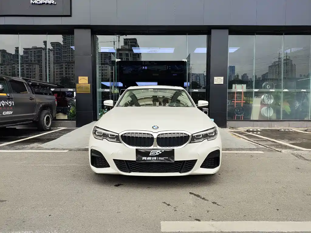 BMW 3 Series — миниатюра 2