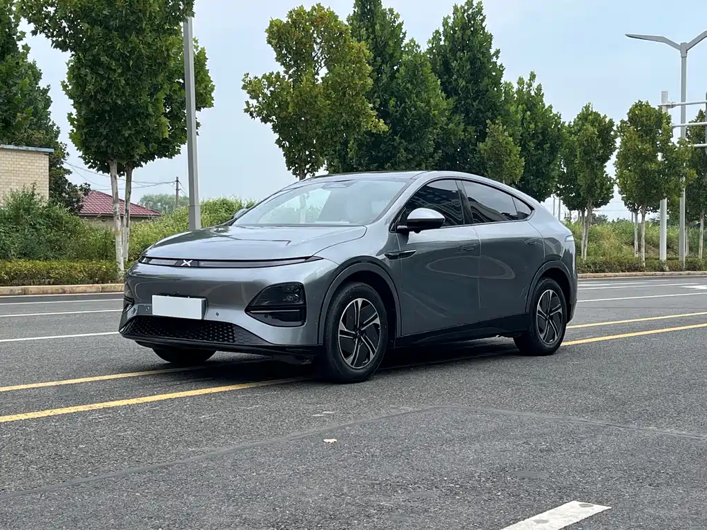 2023 Xpeng G6 - zdjęcie 1 z 9