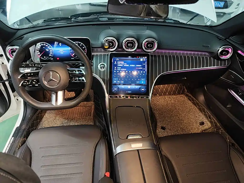 Mercedes-Benz C-Class — миниатюра 13