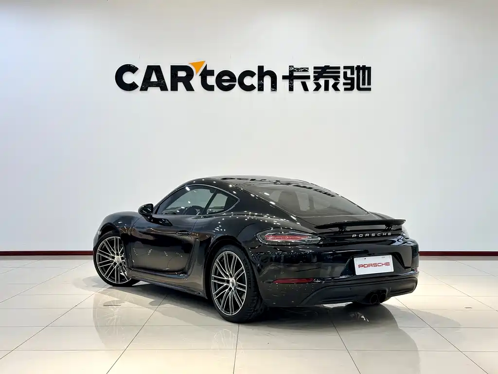 Porsche 718 2022 Cayman 2.0T