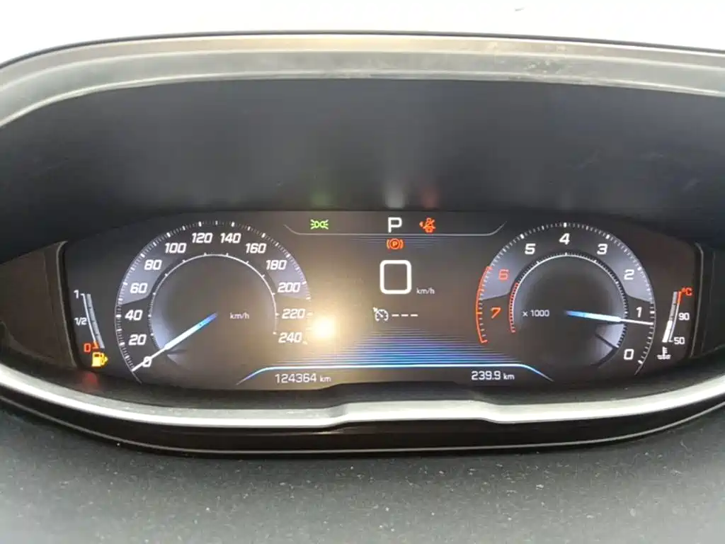 Peugeot 5008 — миниатюра 12
