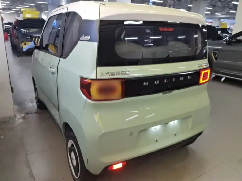 Wuling MINIEV — миниатюра 5