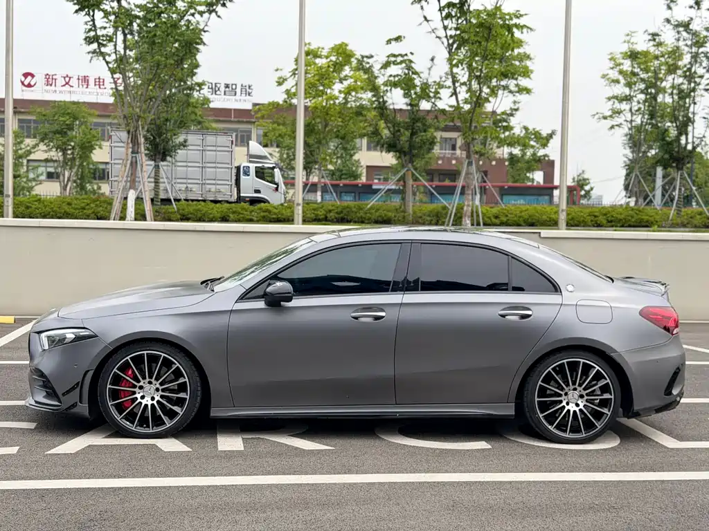 Mercedes-Benz A-Class AMG — миниатюра 3