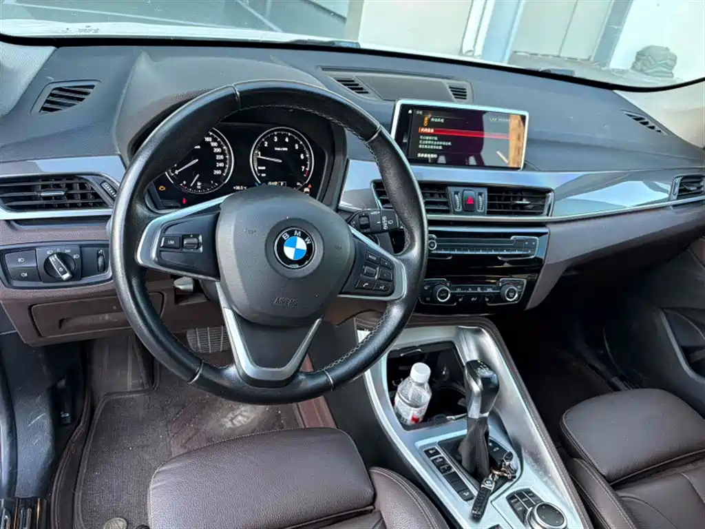 BMW X1 — миниатюра 5