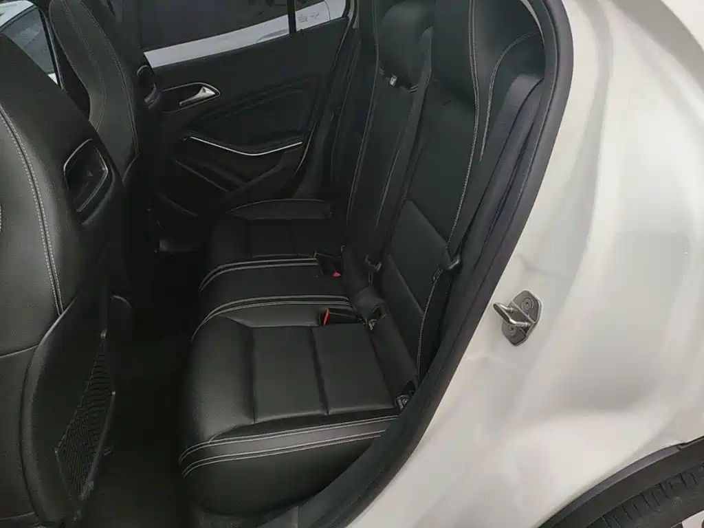 Mercedes-Benz GLA — миниатюра 17