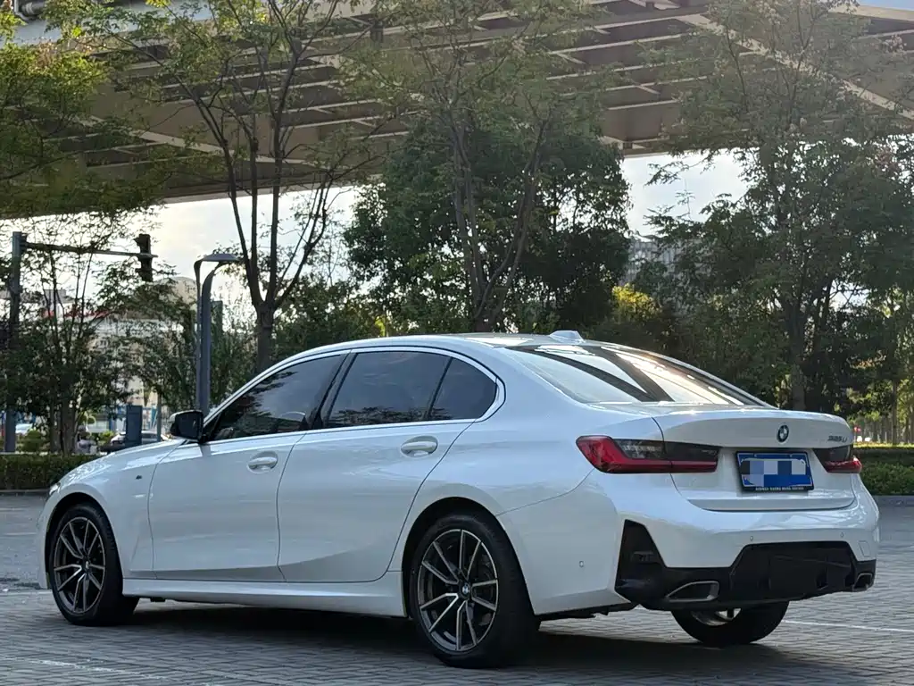 BMW 3 Series — миниатюра 7