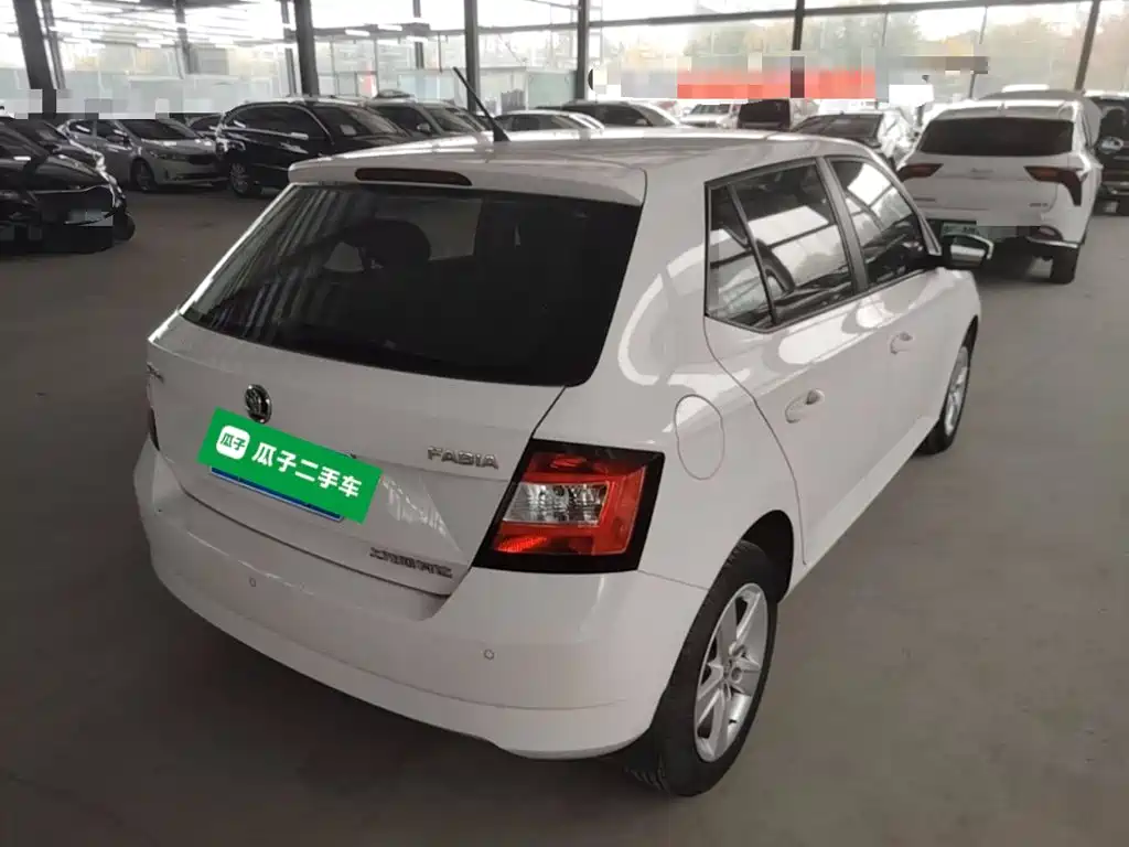 Skoda Fabia — миниатюра 7