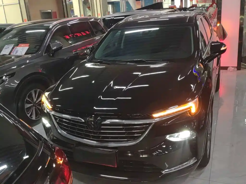 Buick Enclave — миниатюра 3