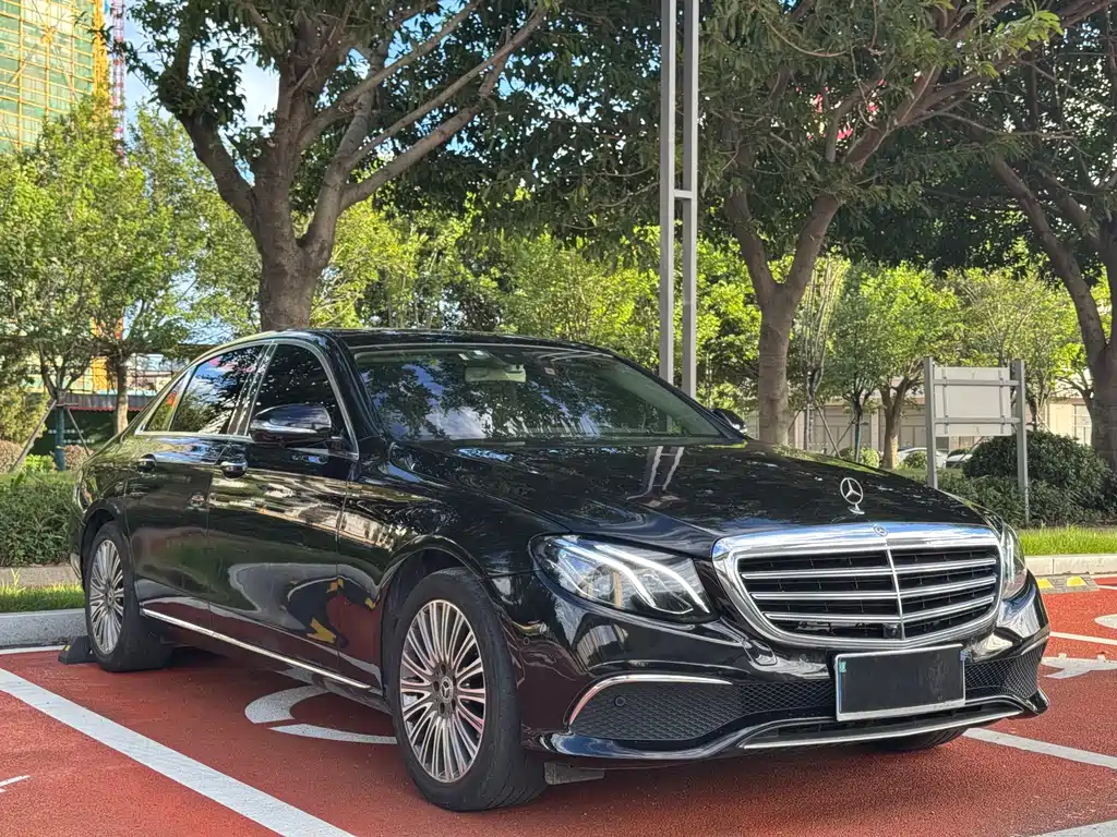 MERCEDES-BENZ  E CLASS