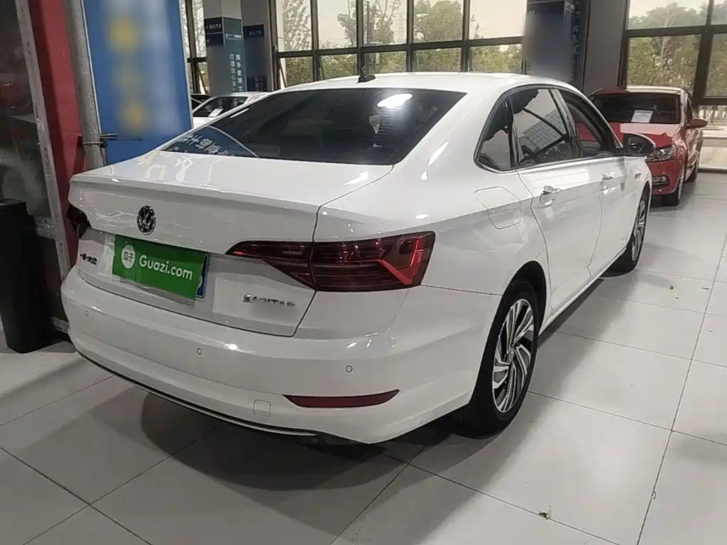 Volkswagen Sagitar — миниатюра 7