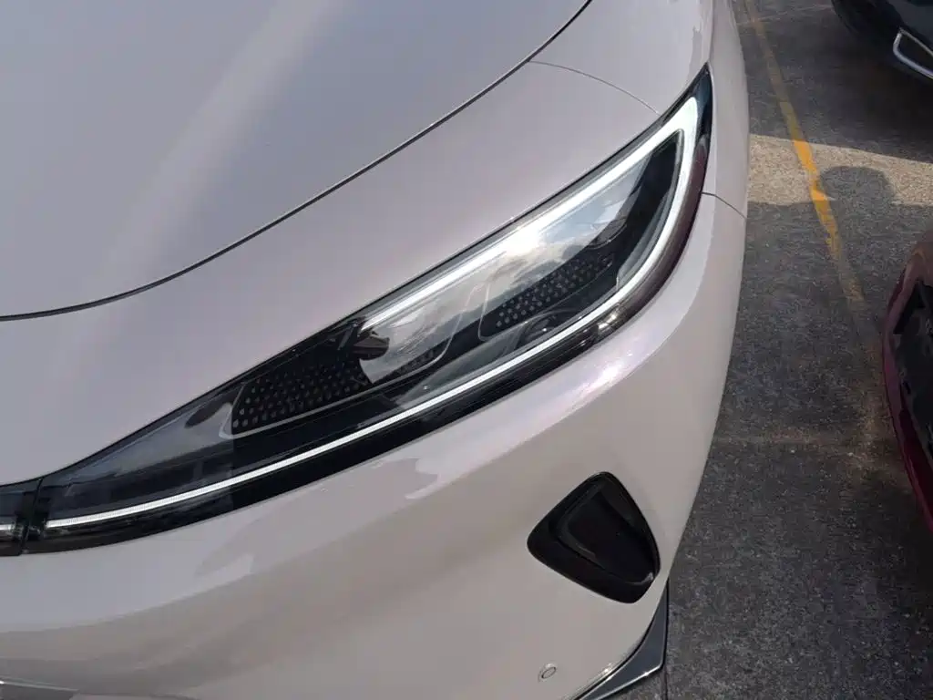 BYD Sealion 05 EV — миниатюра 24