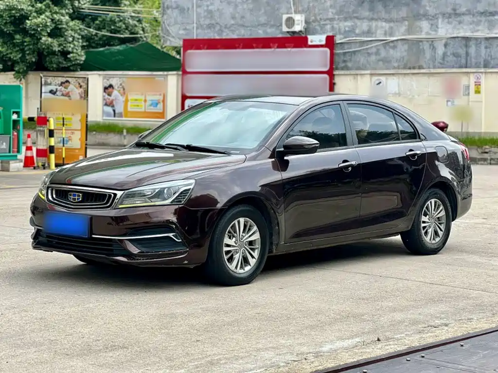 Geely Emgrand — миниатюра 2