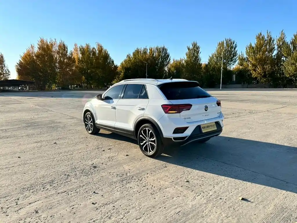 Volkswagen T-Roc — миниатюра 7