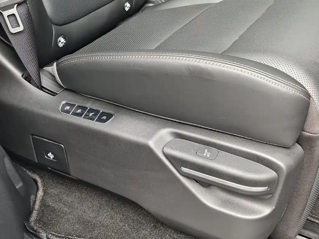 GAC Motor 传祺E8 PHEV — миниатюра 35