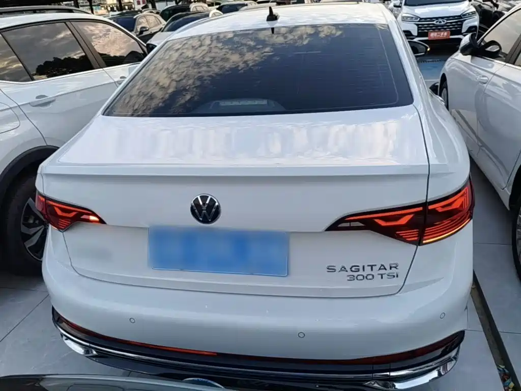 Volkswagen Sagitar — миниатюра 6