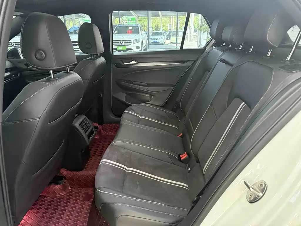 Volkswagen Golf — миниатюра 14