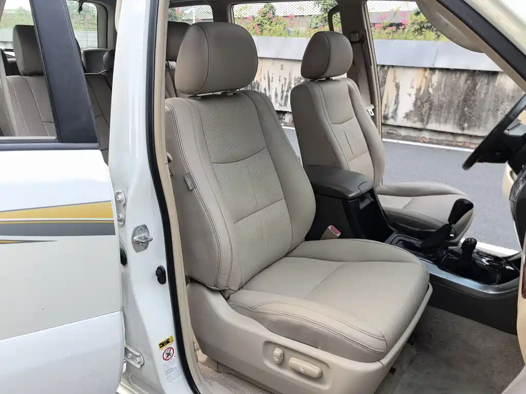 Toyota Prado (Import) — миниатюра 8