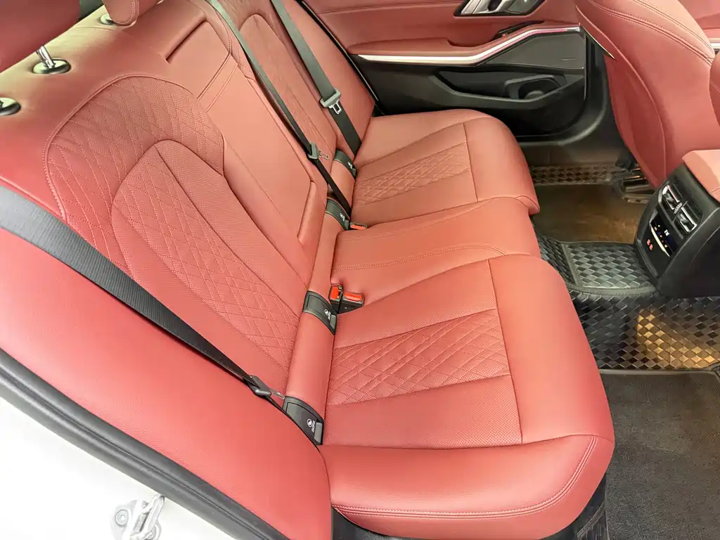 BMW 3 Series — миниатюра 10