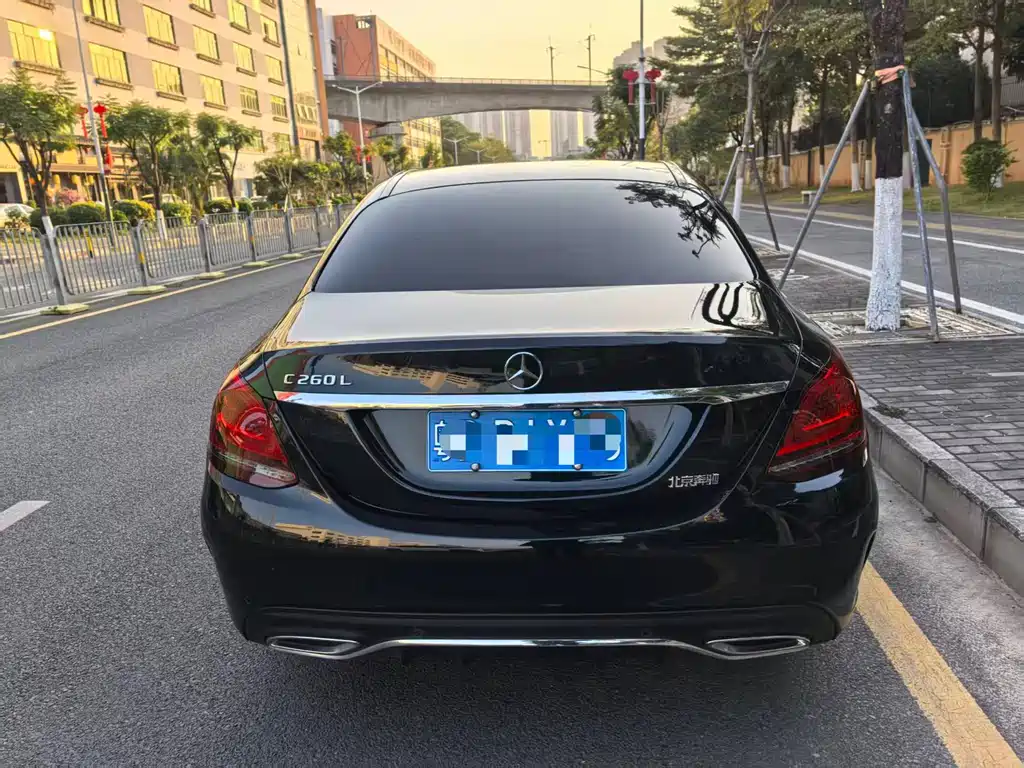MERCEDES-BENZ C CLASS