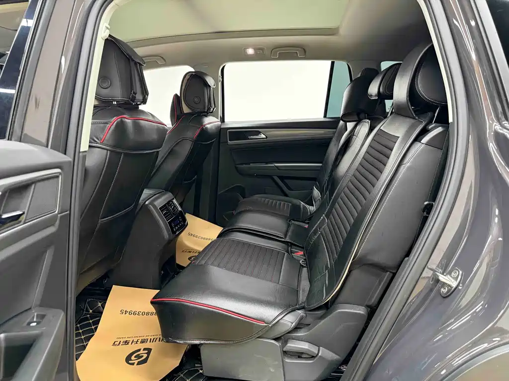 Volkswagen Teramont — миниатюра 15