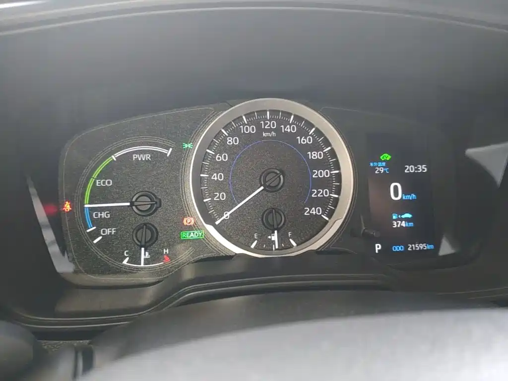 Toyota Corolla — миниатюра 12
