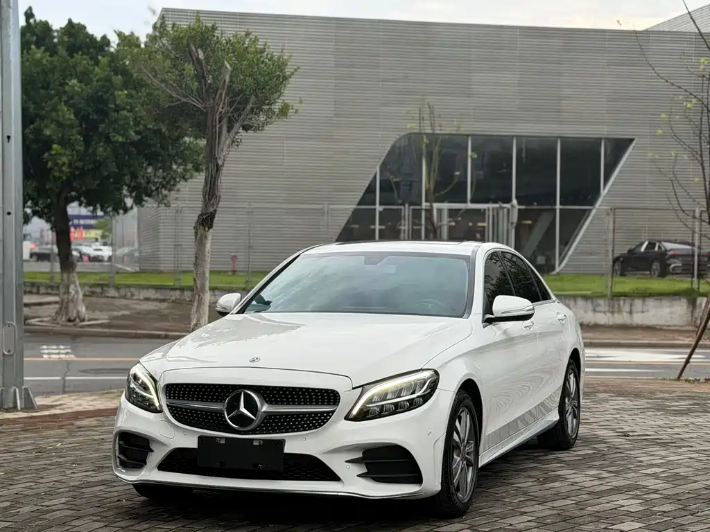 Mercedes-Benz C-Class 2019