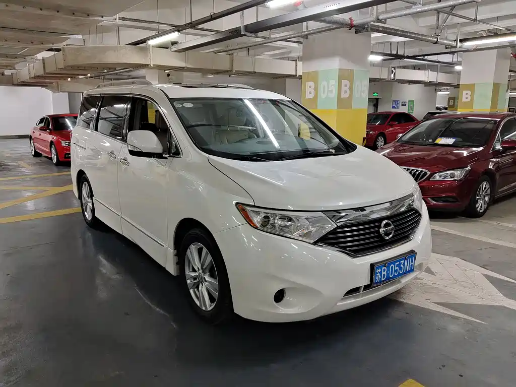 Nissan Quest