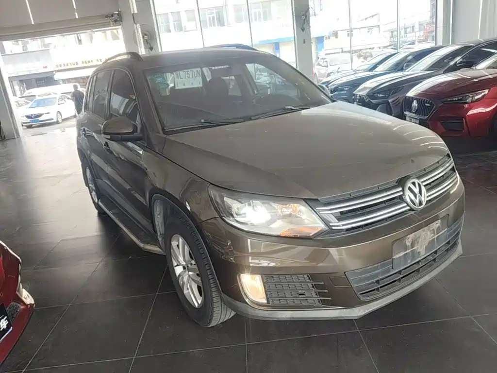 Volkswagen Tiguan — миниатюра 4