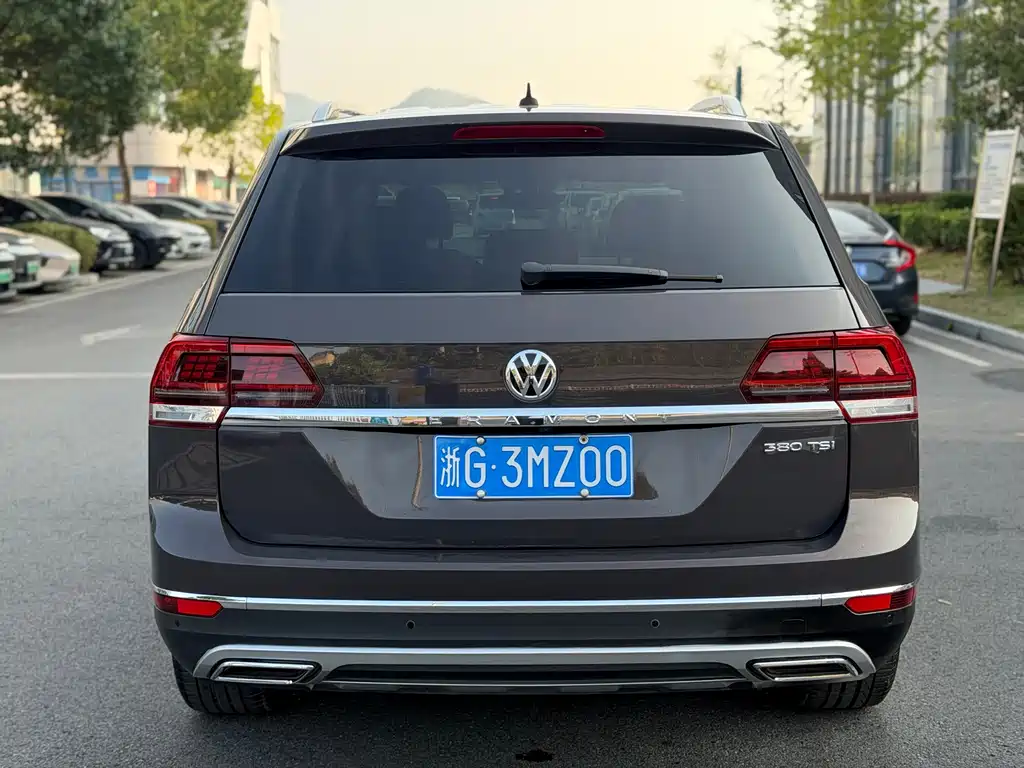 Volkswagen Teramont — миниатюра 14