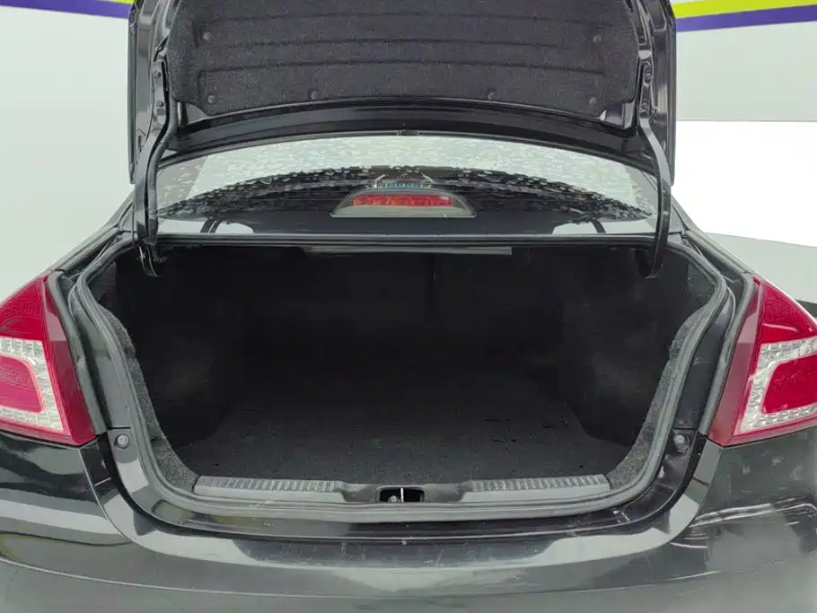 Geely King Kong — миниатюра 4
